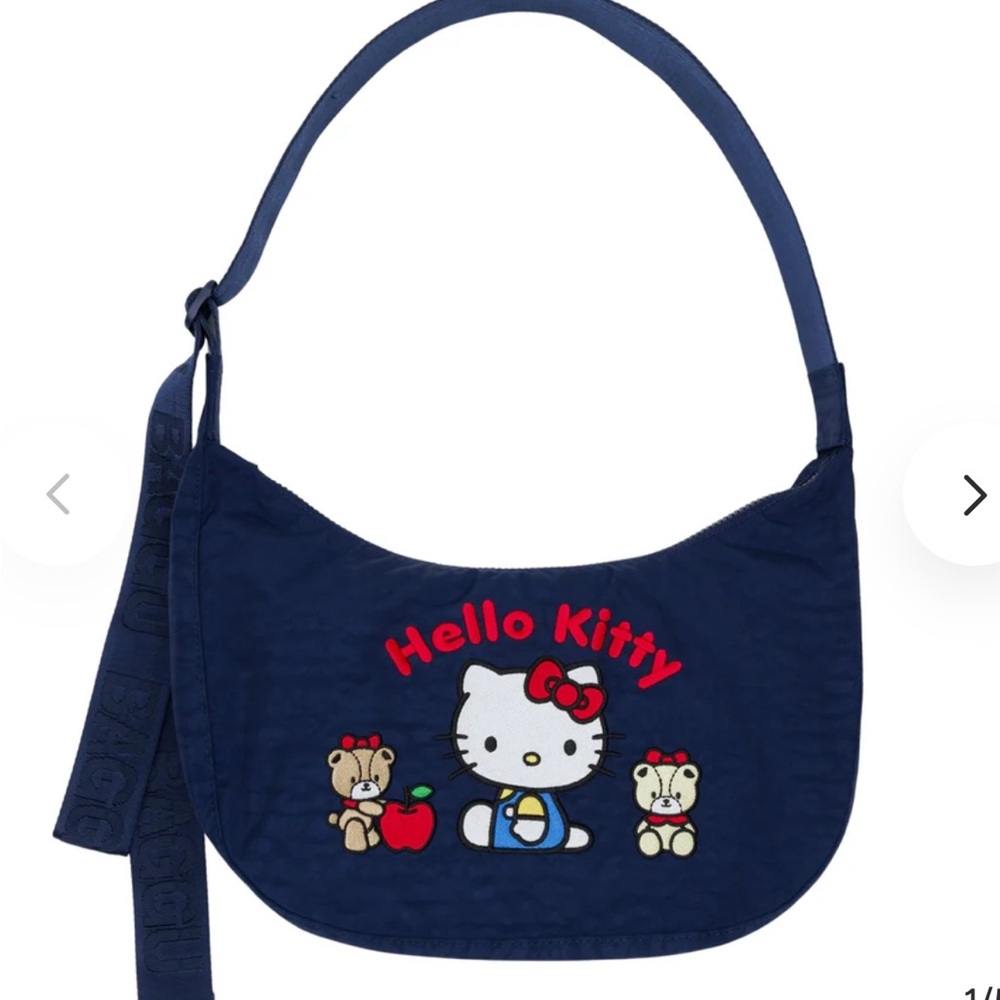 BAGGU MEDIUM NYLON CRESCENT BAG IN HELLO KITTY & TEDDY